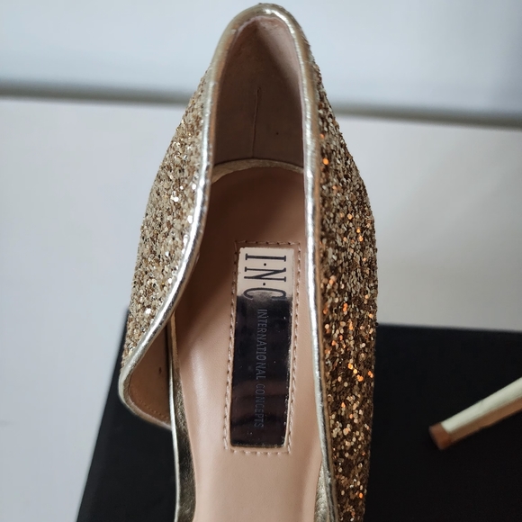 🔥INC International Concept Sparkling Gold Shoes - Picture 13 of 17